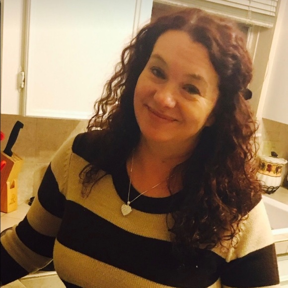 Meet your Posher, Lori - Picture 5 of 15